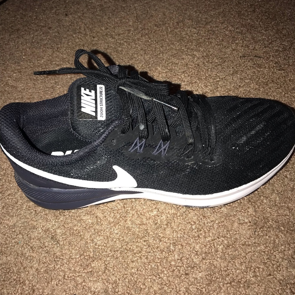 Nike Zoom Structure Running Sneakers